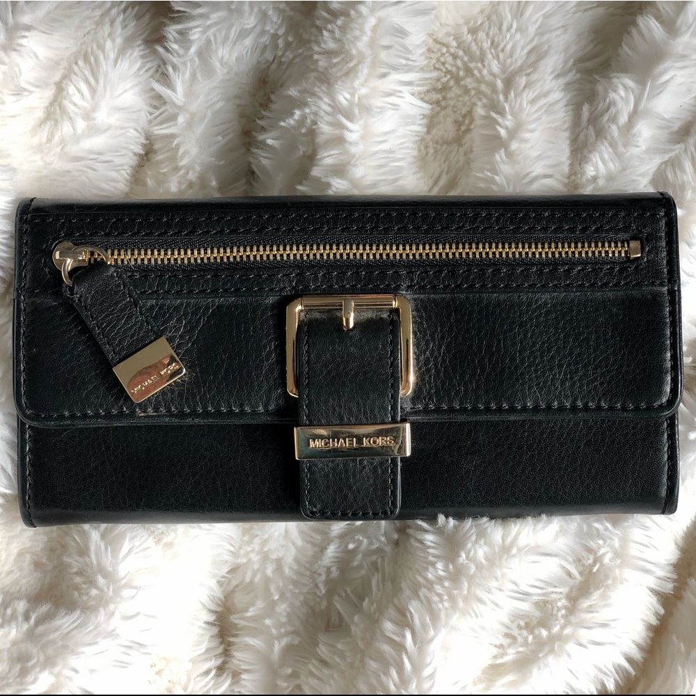 Michaels Kors wallet